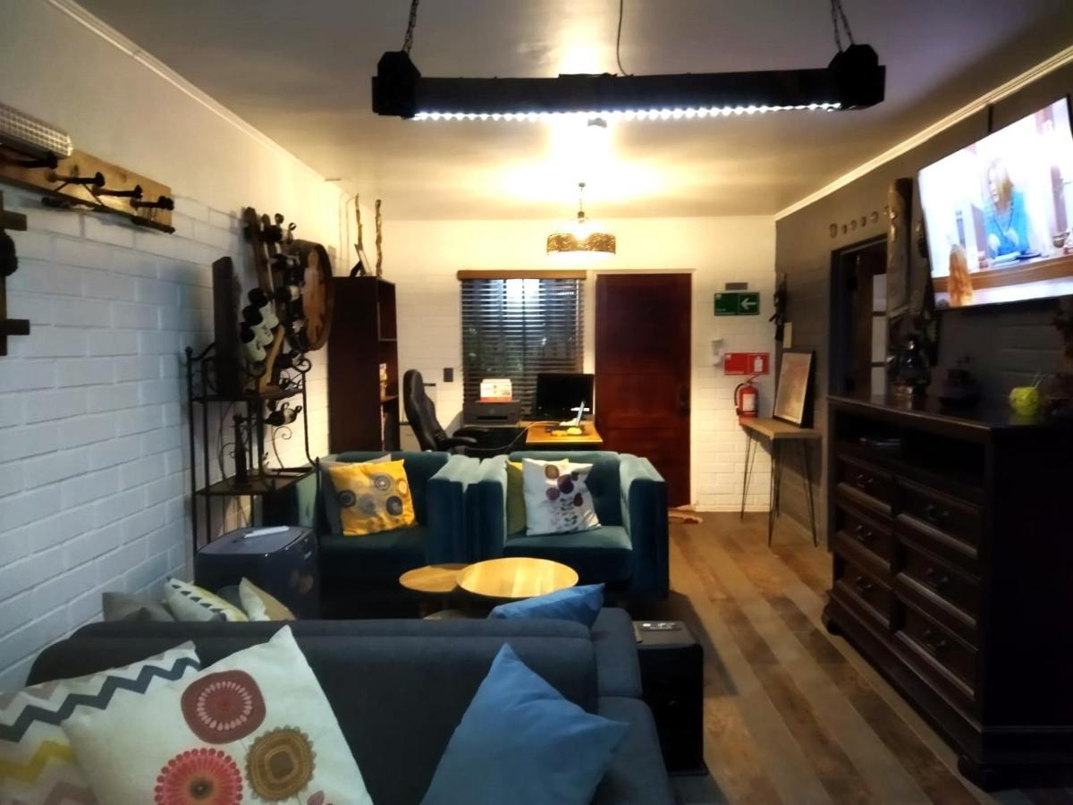 Casa Roble Anejo Bed & Breakfast Santa Cruz Εξωτερικό φωτογραφία